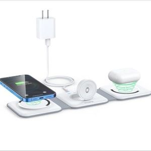 3 in 1 portable magnetic wireless charger. Ucomx.  New.  White